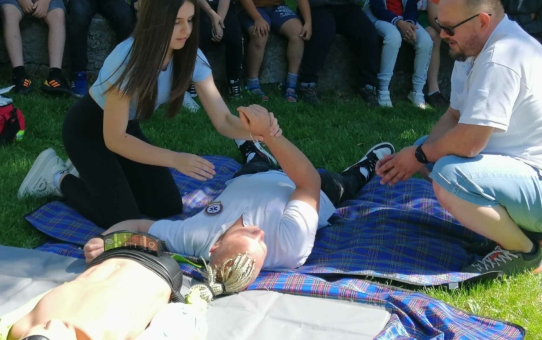 Pályaválasztási bemutató....egészségügyi szakma népszerűsítése