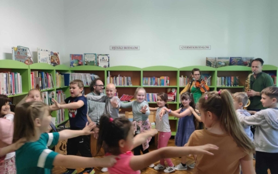 LÓCA EGYÜTTES interaktív előadása